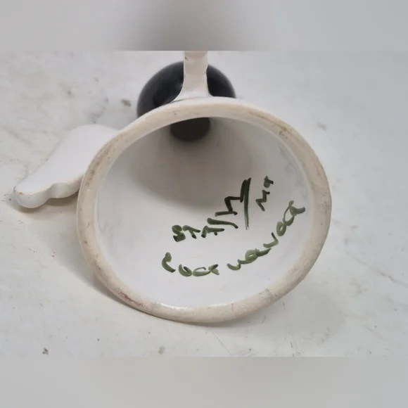 Hand-Painted Mexican Pottery Angel Figurine with Floral Design - Picture 6 of 6